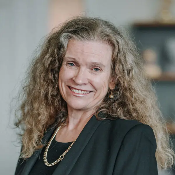 Roz Silvestrin Production Manager